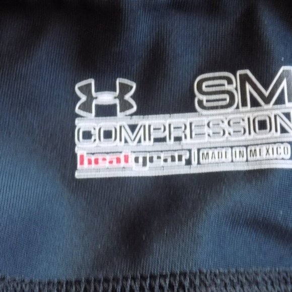 Under Armour Compression Capri Leggings - Picture 2 of 4